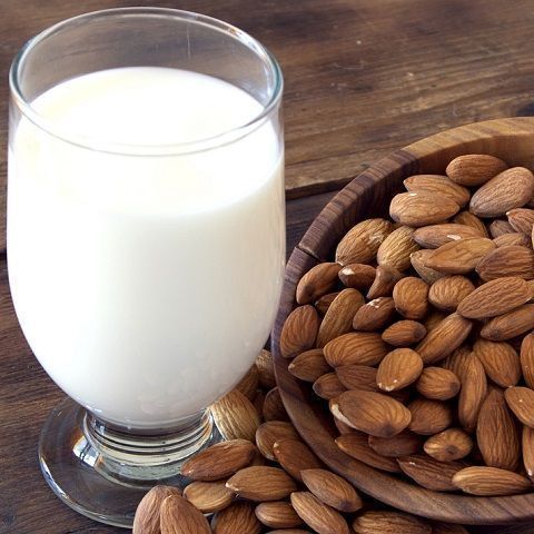 Almond Milk Bio - bottle 0,25 l